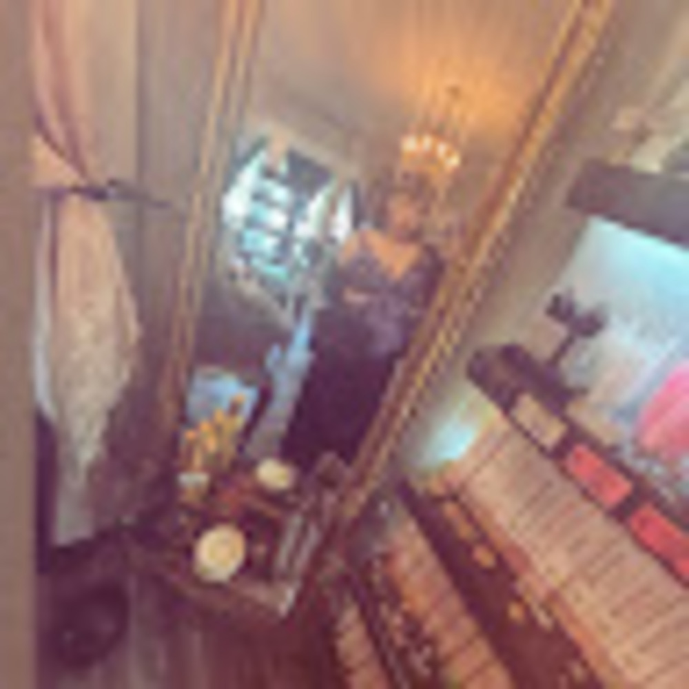 Meet your Posher, Lynette